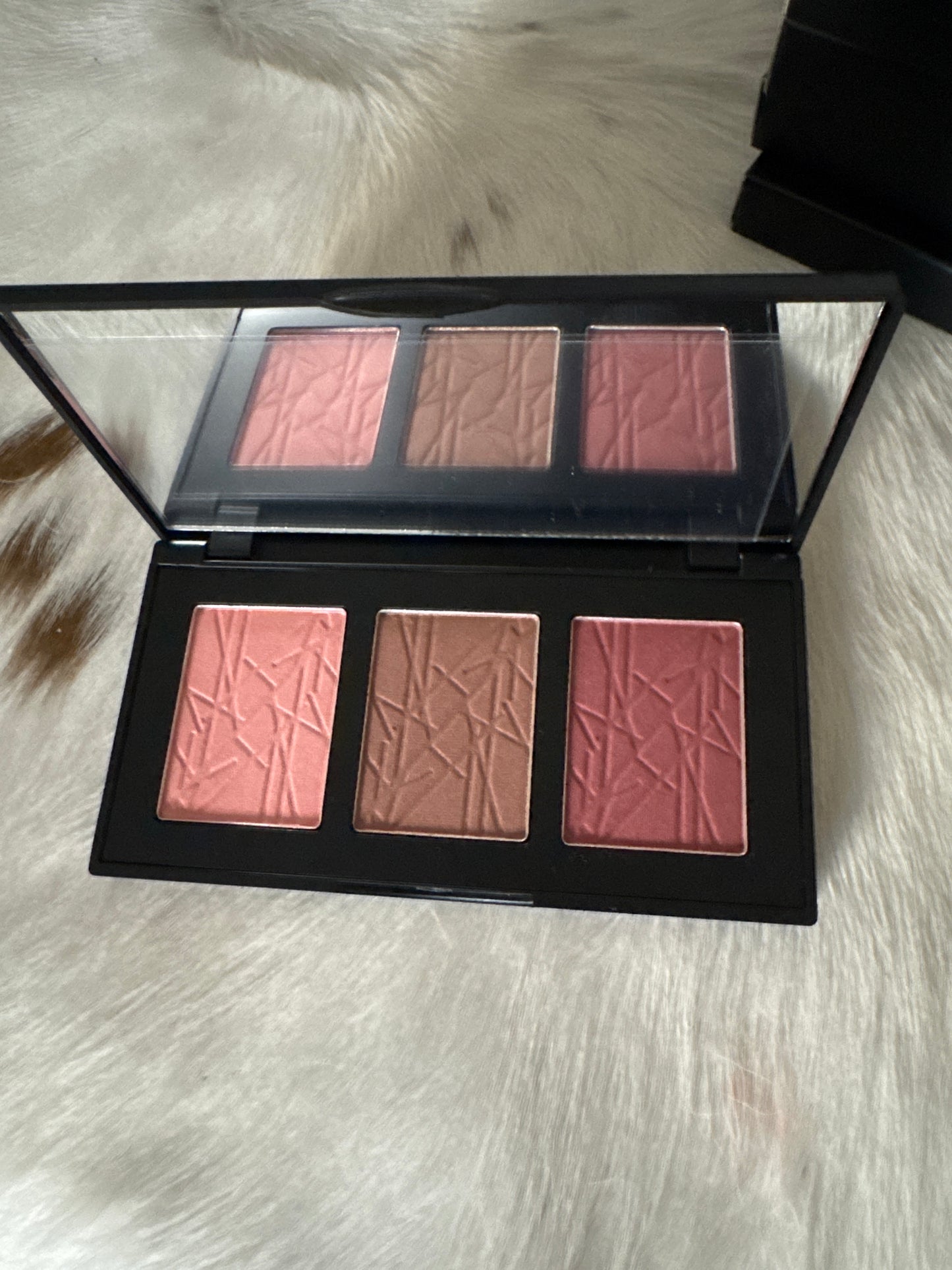 Blush Trio